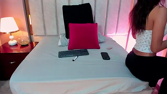 KeimyWilde online show from December 22, 2025, 6:27 pm