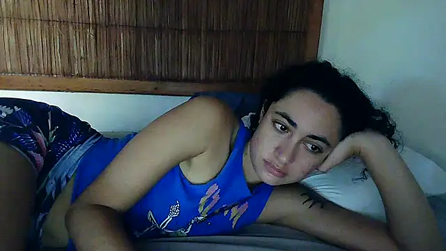 eleganceafterdark online show from November 24, 2025, 1:33 pm