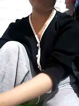 Phoena-a online show from March 6, 2026, 1:57 am