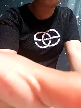 Phoena-a online show from March 22, 2026, 1:58 pm