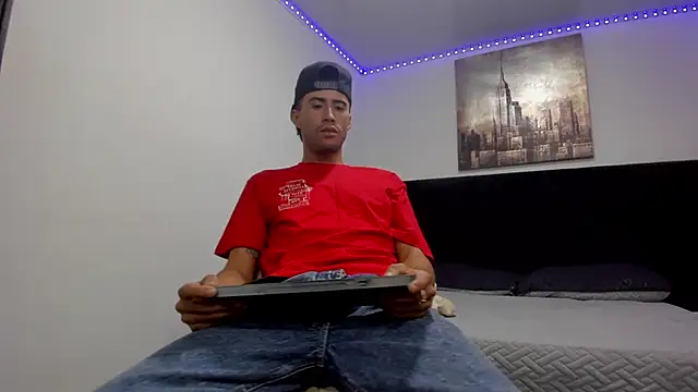 Snapshot of harold_777 chatting on October 28, 2025, 4:05 am harold 777 online show from October 28, 2025, 4:05 am