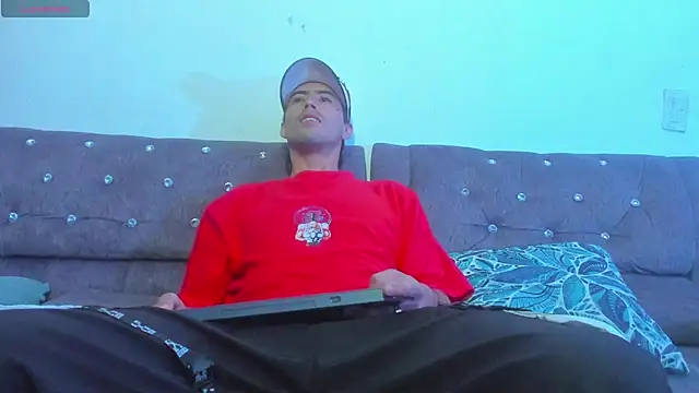 Snapshot of harold_777 chatting on March 7, 2026, 11:35 pm harold 777 online show from March 7, 2026, 11:35 pm