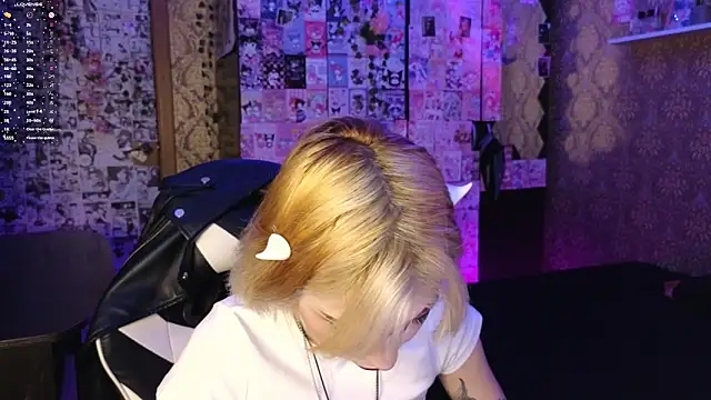 Snapshot of MissMorganMoon chatting on February 12, 2026, 10:49 pm MissMorganMoon online show from February 12, 2026, 10:49 pm