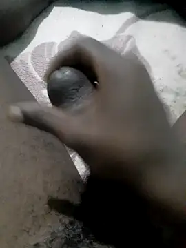 younggblackkCOCK19 online show from May 17, 2026, 8:27 pm