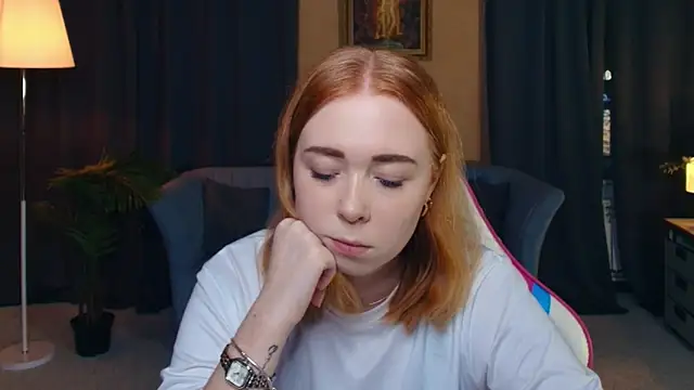 AddieOsler online show from December 21, 2025, 7:32 pm