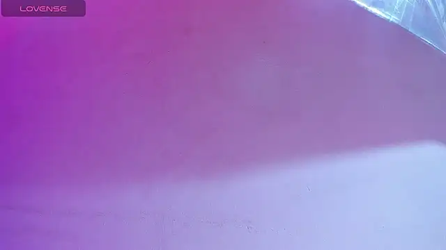 Stefany wish online show from November 17, 2025, 8:03 pm