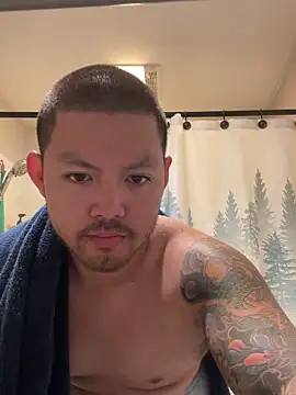 urboiy online show from October 29, 2025, 12:02 am