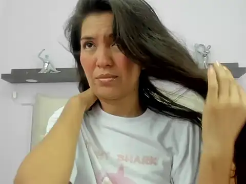 Snapshot of tammy_sex25 chatting on November 7, 2025, 10:26 am tammy sex25 online show from November 7, 2025, 10:26 am