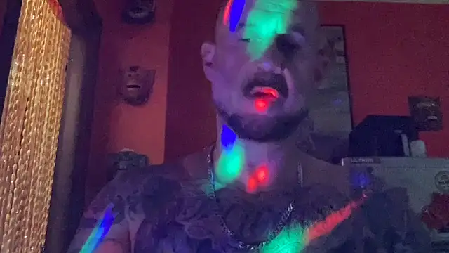 Snapshot of jackssss4 chatting on April 13, 2026, 2:44 pm jackssss4 online show from April 13, 2026, 2:44 pm