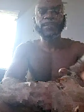 Snapshot of pussycream101 chatting on October 28, 2025, 10:01 pm pussycream101 online show from October 28, 2025, 10:01 pm