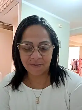 Angie milf50 online show from November 10, 2025, 3:33 pm