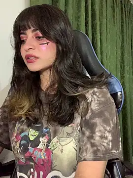 Annagoth  online show from December 17, 2025, 1:22 am