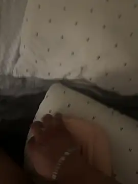 Snapshot of Ulkht chatting on November 22, 2025, 9:41 am Ulkht online show from November 22, 2025, 9:41 am