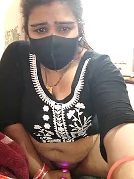 CUTE-GIRL-1 online show from December 16, 2025, 5:01 am