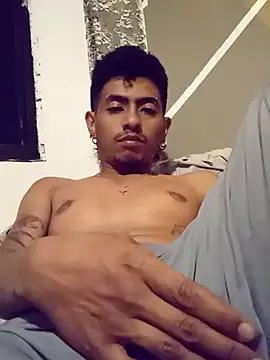 SkinniYamo online show from March 5, 2026, 5:58 am