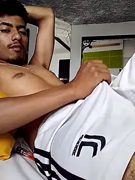 SkinniYamo online show from March 24, 2026, 5:40 pm