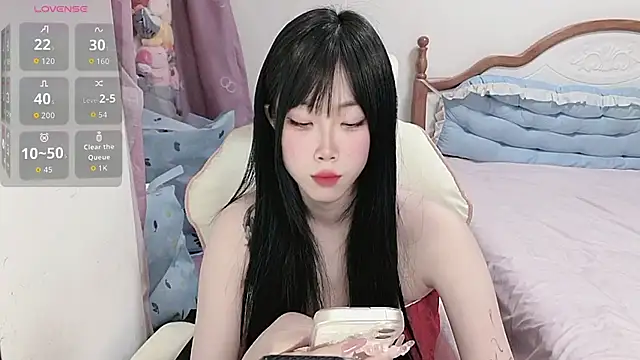 Vivian-88 online show from April 21, 2026, 2:51 am