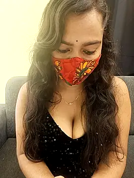 menaxi-baby7 online show from November 20, 2025, 4:34 am