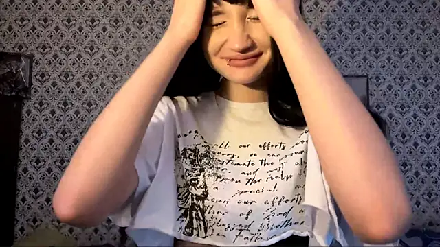 SofiaDreams09 online show from November 21, 2025, 2:16 pm