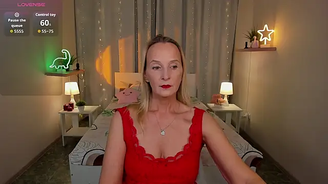 ScarlettPalmer online show from October 31, 2025, 10:16 am