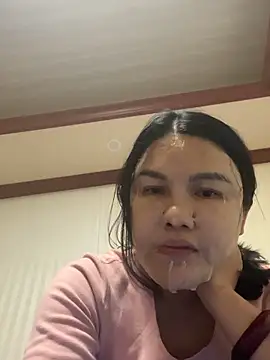 Qt889999 online show from November 1, 2025, 2:41 pm