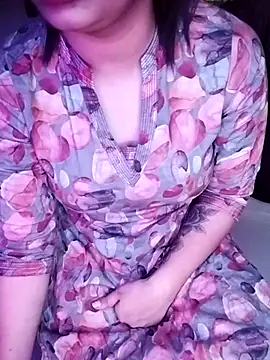 Snapshot of Itz_disha2 chatting on October 28, 2025, 11:36 am Itz disha2 online show from October 28, 2025, 11:36 am