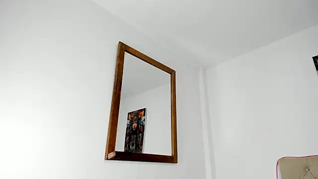 natacha ferrer1 online show from December 16, 2025, 12:32 pm