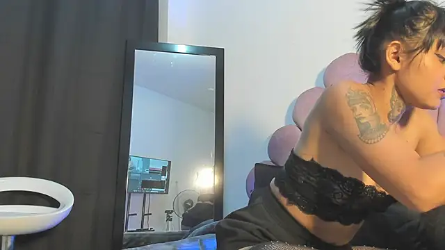 Snapshot of JaidenBrown_ chatting on October 30, 2025, 12:45 am JaidenBrown online show from October 30, 2025, 12:45 am