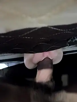 Renatomendes07H online show from March 22, 2026, 4:10 pm