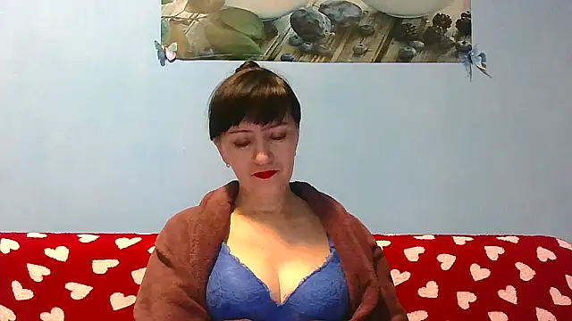 IffetLove42 online show from March 10, 2026, 7:52 pm