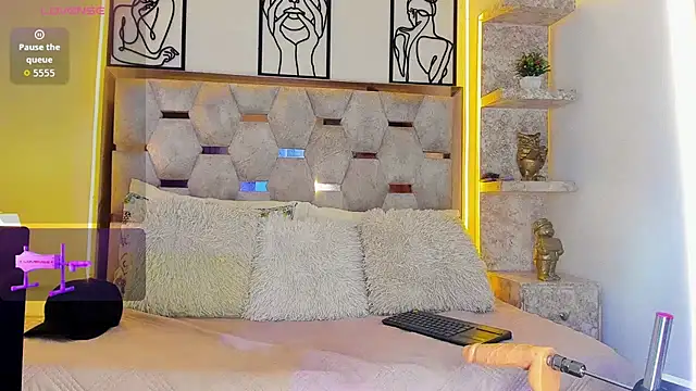 Snapshot of Andrew_Haalls chatting on November 1, 2025, 2:52 pm Andrew Haalls online show from November 1, 2025, 2:52 pm