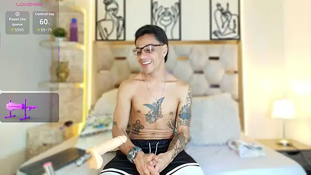 Snapshot of Andrew_Haalls chatting on December 4, 2025, 8:39 pm Andrew Haalls online show from December 4, 2025, 8:39 pm