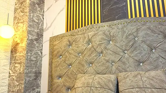 Salome cruxx online show from February 24, 2026, 11:52 am