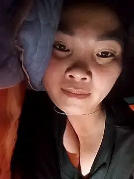 Lovebaby-love online show from November 21, 2025, 12:26 pm