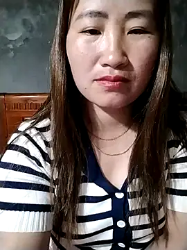 emini-xx online show from March 29, 2026, 2:11 am