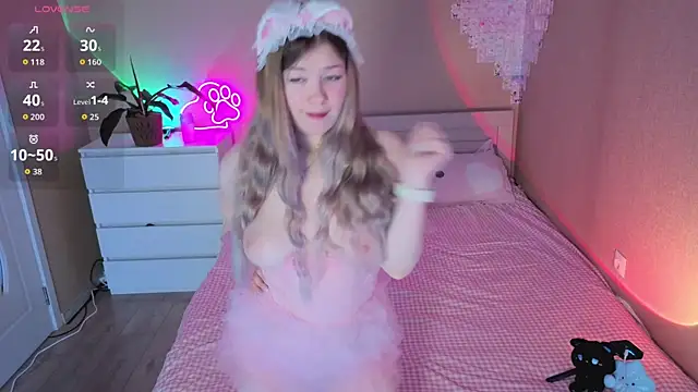 pawsclawss online show from April 9, 2026, 6:41 am