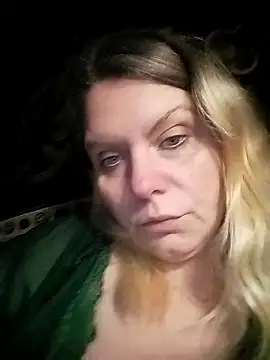 Lana-murr online show from January 9, 2026, 8:21 pm