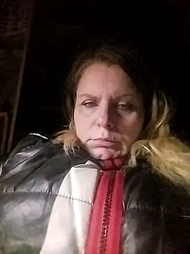 Lana-murr online show from March 15, 2026, 2:39 am