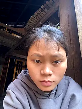 Snapshot of Sophia-123 chatting on October 28, 2025, 2:26 am Sophia-123 online show from October 28, 2025, 2:26 am