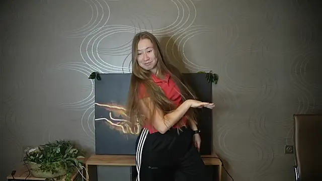 EvonWmith online show from October 29, 2025, 7:21 am