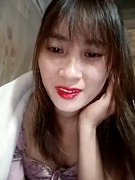Em xinh01 online show from November 24, 2025, 1:11 pm