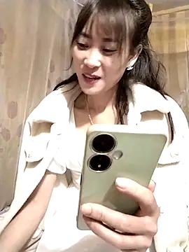 Em xinh01 online show from December 2, 2025, 1:33 am