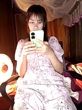 Em xinh01 online show from December 20, 2025, 1:23 am