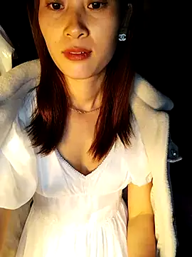 Em xinh01 online show from February 10, 2026, 11:31 pm