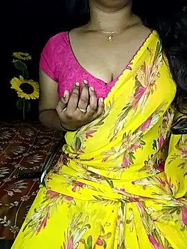 Snapshot of shreyareddy99 chatting on February 8, 2026, 1:42 am shreyareddy99 online show from February 8, 2026, 1:42 am