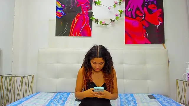 ahsly78alejandro online show from January 15, 2026, 1:16 pm