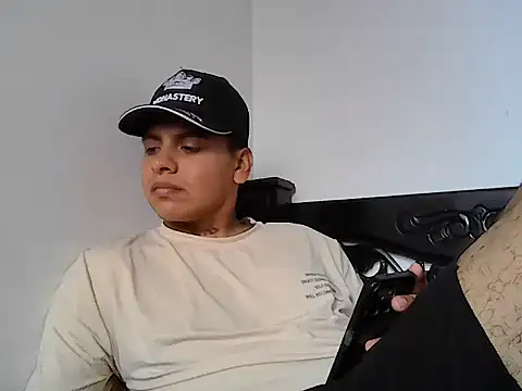 Snapshot of Lurex26 chatting on November 3, 2025, 2:40 pm Lurex26 online show from November 3, 2025, 2:40 pm