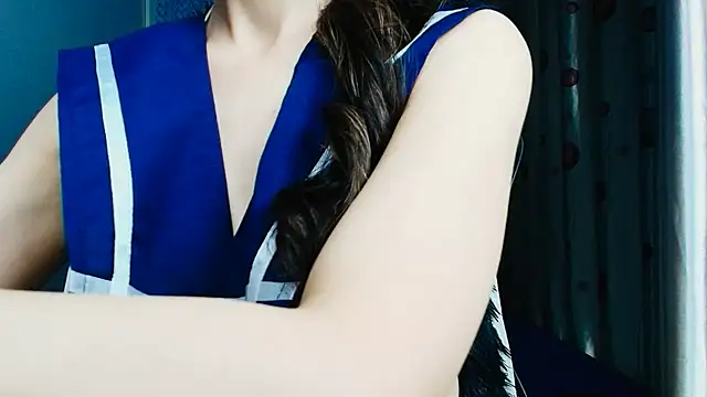 Fiona1010 online show from December 16, 2025, 11:10 pm