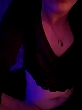 Heavenlyangelforever online show from December 21, 2025, 5:47 am