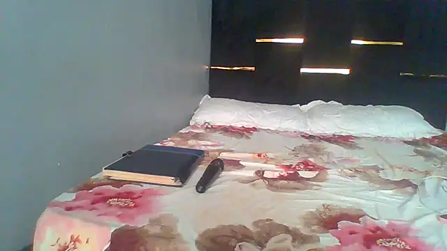 Snapshot of sashachin chatting on June 9, 2026, 5:08 am sashachin online show from June 9, 2026, 5:08 am